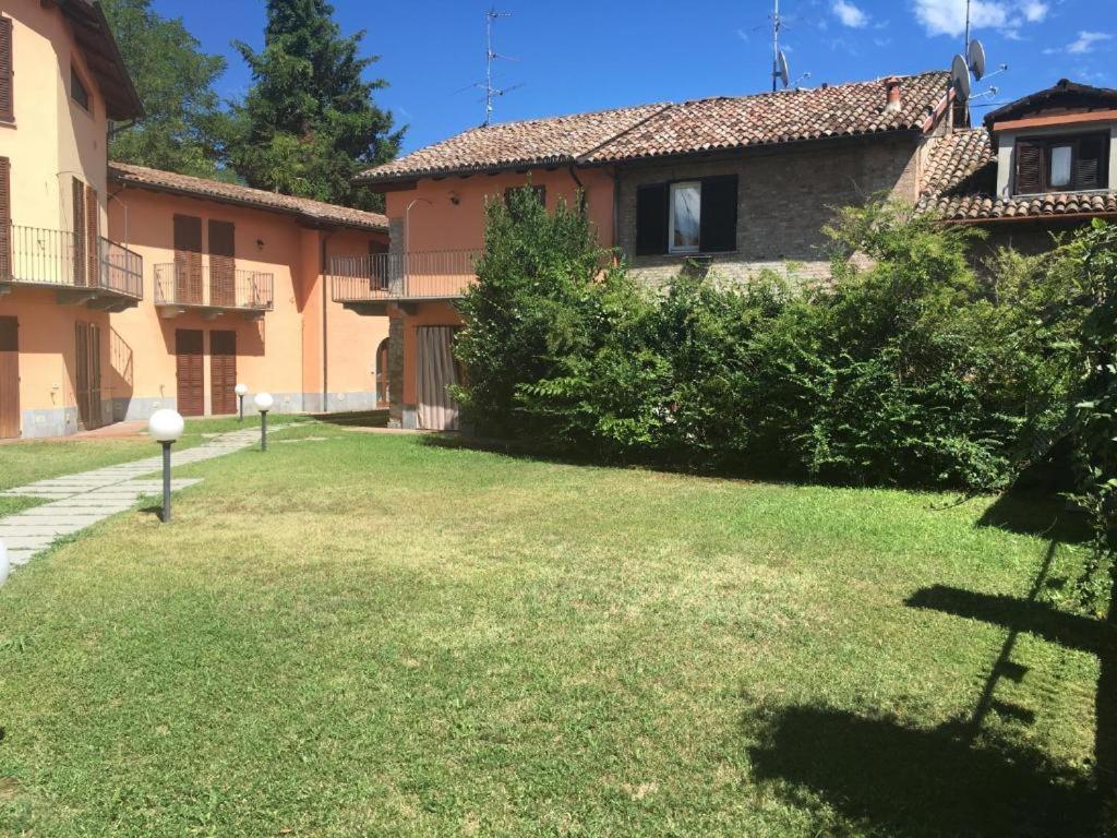 Bilocale Salice Terme Apartment Exterior photo