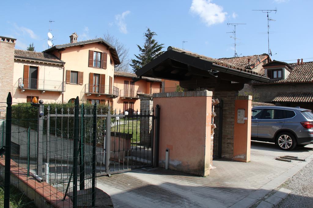 Bilocale Salice Terme Apartment Exterior photo